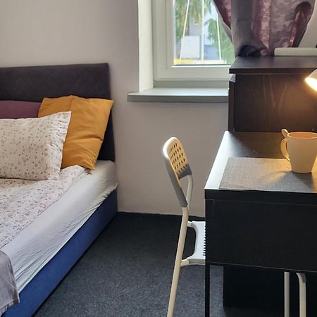 Charmed Homestay - Zaczarowany Varşova Dış mekan fotoğraf