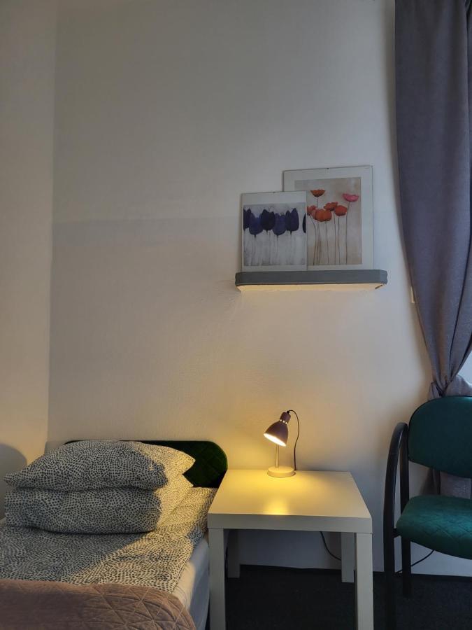 Charmed Homestay - Zaczarowany Varşova Dış mekan fotoğraf