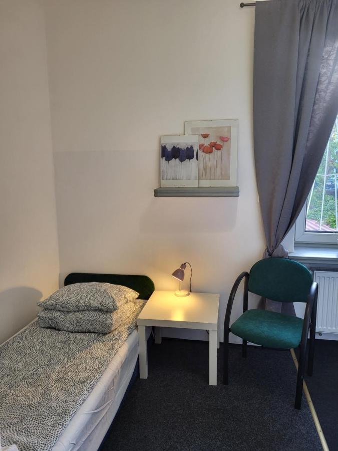 Charmed Homestay - Zaczarowany Varşova Dış mekan fotoğraf